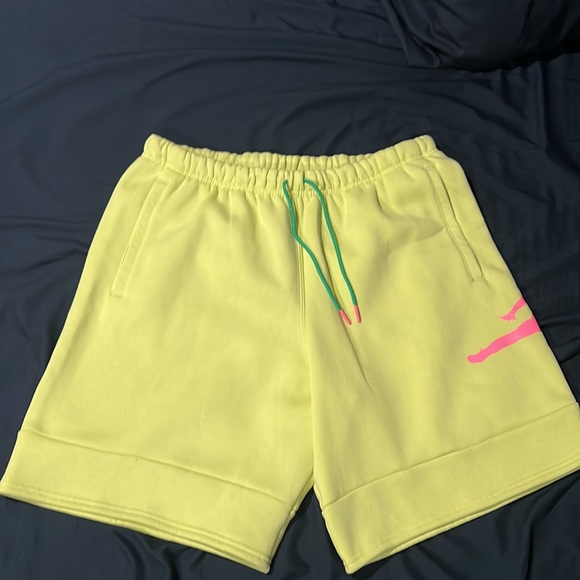Jordan sweat shorts neon green never worn jump man shorts - Picture 4 of 6